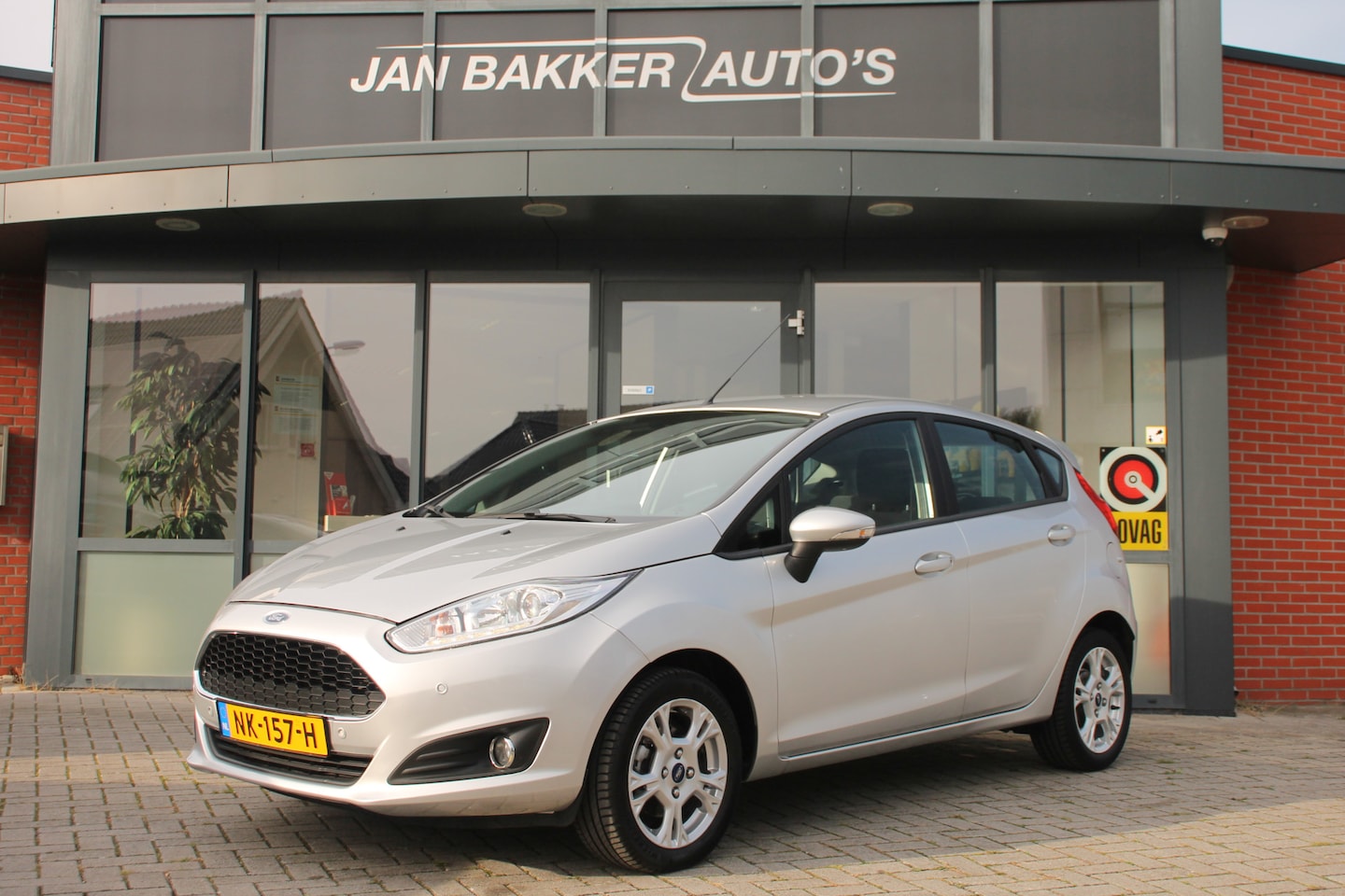 Ford Fiesta - 1.0 Style Ultimate 5 deurs ✅ Navi ✅ Bluetooth ✅ NAP ✅ Rijklaar - AutoWereld.nl