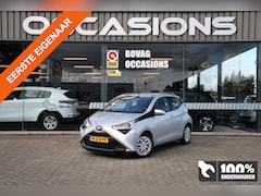 Toyota Aygo - 1.0 VVT-i x-play 1 EIGENAAR/ APPLE CARPLAY/ PDC