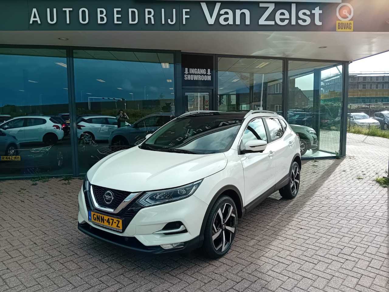 Nissan Qashqai - 1.3 DIG-T Premium Edition Automaat, Airco, Carplay/Android auto, Panorama dak, Navigatie, - AutoWereld.nl