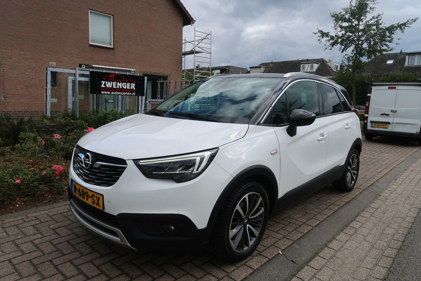 Opel Crossland X - 1.2 |KEYLESS|CARPLAY|STUURVERWARMING|CLIMATE-AIRCO|LED|DEALER ONDERHOUDEN - AutoWereld.nl