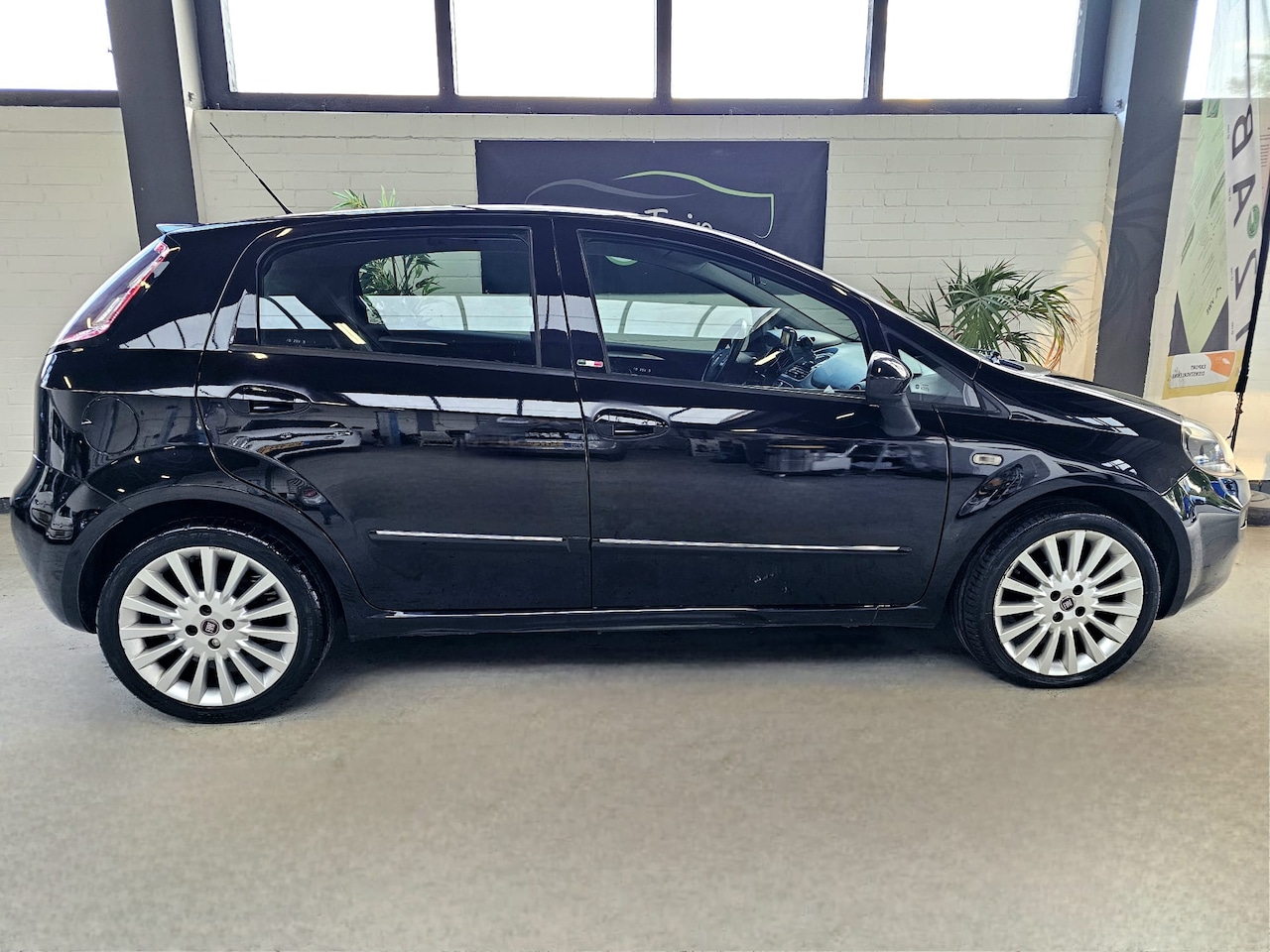 Fiat Punto Evo - 0.9 TwinAir Easy - AutoWereld.nl