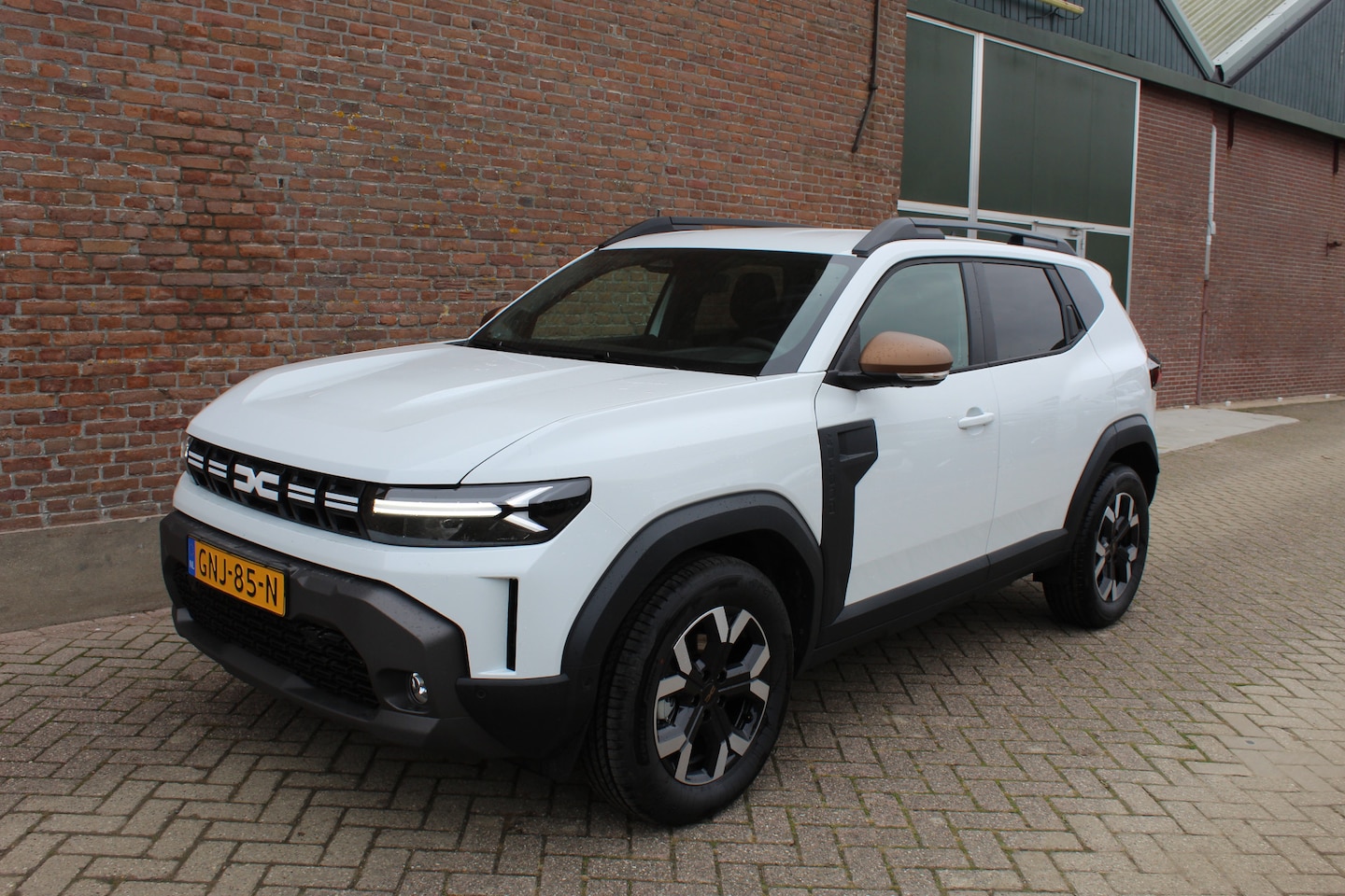 Dacia Duster - 1.6 Hybrid 140 Extreme - Pack Parking - AutoWereld.nl