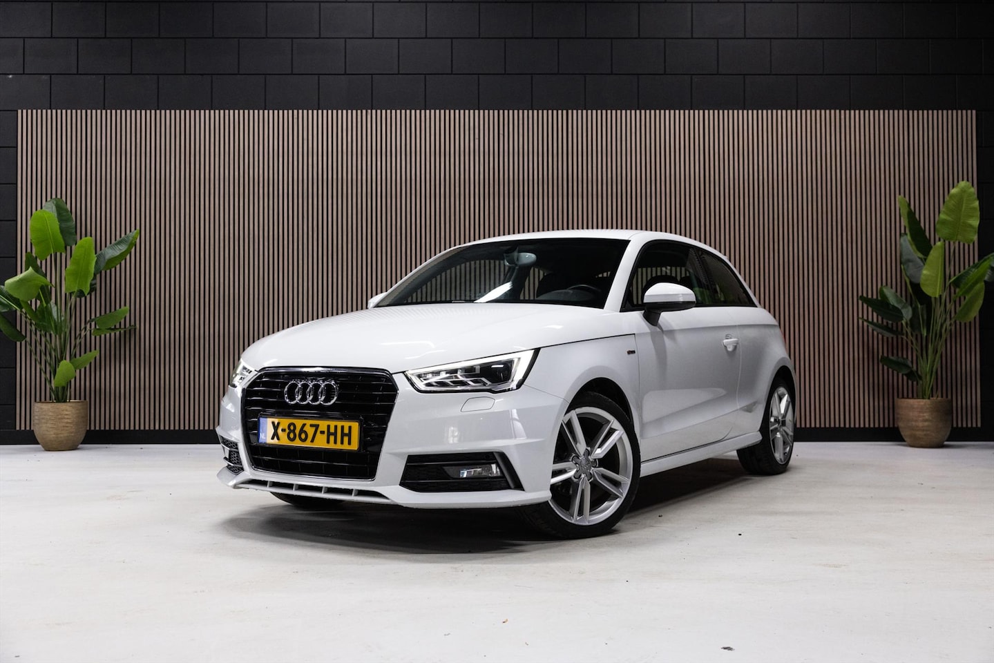 Audi A1 Sportback - 1.0 TFSI 95pk S Line Edition - AutoWereld.nl