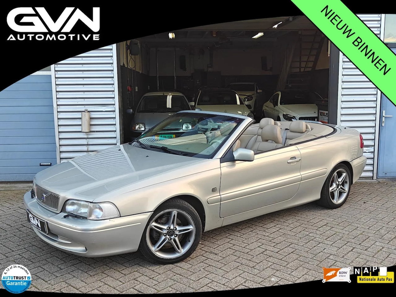 Volvo C70 Convertible - 2.0 T 2.0 T - AutoWereld.nl