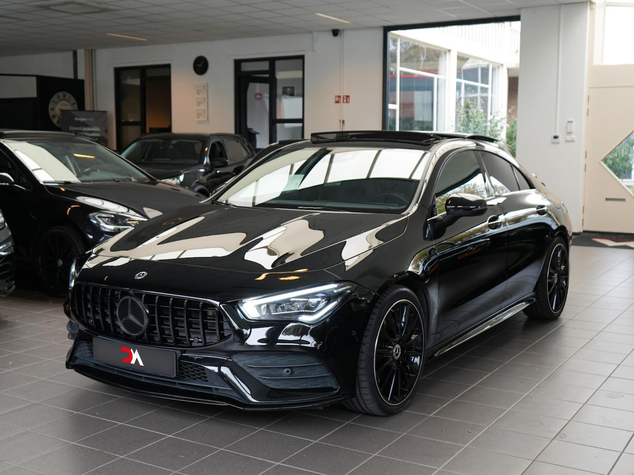 Mercedes-Benz CLA-Klasse - 250 e AMG Line 360 Camera Memory Pano Sfeer - AutoWereld.nl