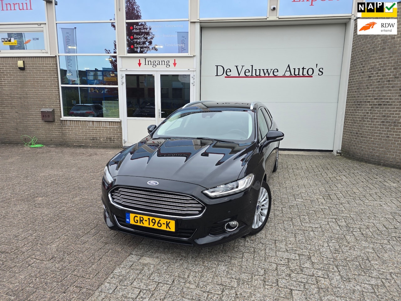 Ford Mondeo Wagon - 1.5 Titanium / navi / cruise / trekhaak - AutoWereld.nl