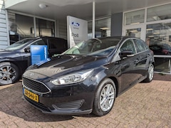 Ford Focus - 1.0 EcoBoost Techno Edition Navi Trekhaak Cruise Parkeersensoren 5drs Dealeronderhouden