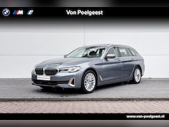 BMW 5-serie Touring - 530e xDrive | Luxury-Line | Trekhaak | Driving Assistant Professional | Panoramadak