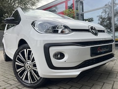 Volkswagen Up! - 1.0 * HIGH UP * NAVIGATIE/ 16 INCH/ STOELVERWARMING/ PDC