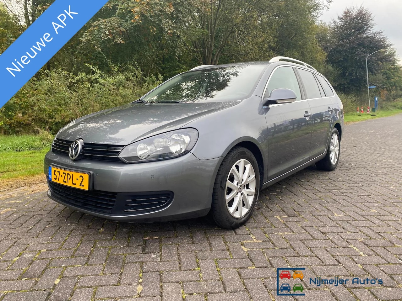 Volkswagen Golf Variant - 1.6 TDI Comfort Executive Line BlueMotion 1.6 TDI Comfort Executive Line BlueMotion - AutoWereld.nl