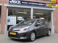 Toyota Yaris - 1.5 Full Hybrid Aspiration Trekhaak Navi All in prijs Bovaggarantie