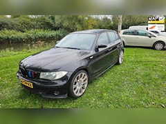 BMW 1-serie - 118i Business Line