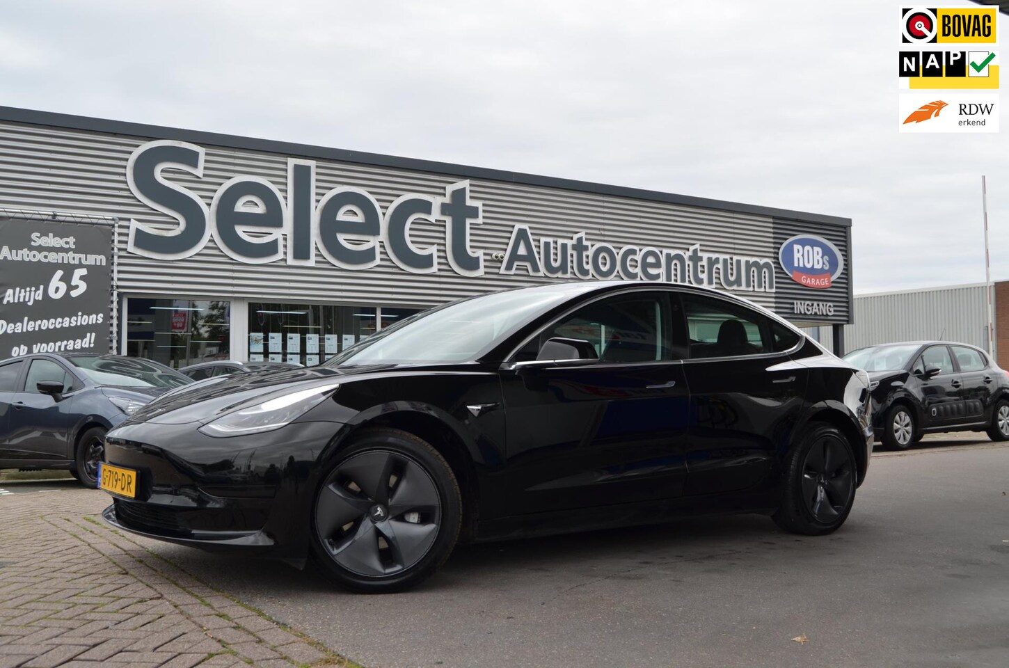 Tesla Model 3 - Standard RWD Plus 60 kWh|LEER|PANORAMADAK|ELECTR.STOELEN|1E EIGENAAR - AutoWereld.nl