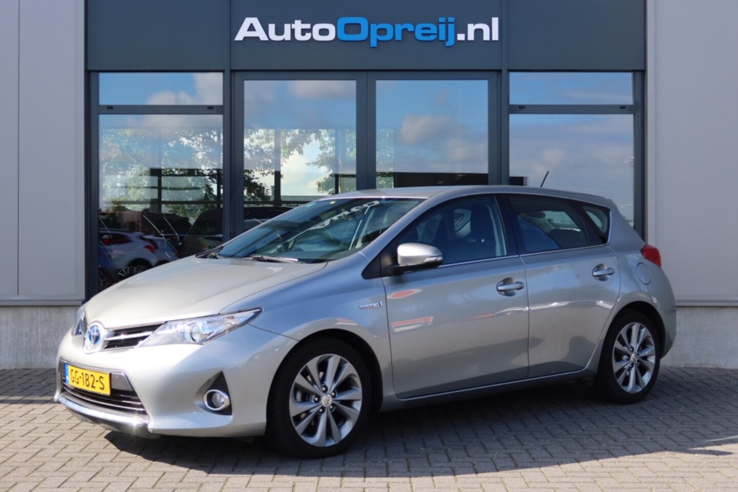 Toyota Auris - 1.8 HYBRID Executive Clima, NAVI, Camera, Trekhaak afnb. - AutoWereld.nl