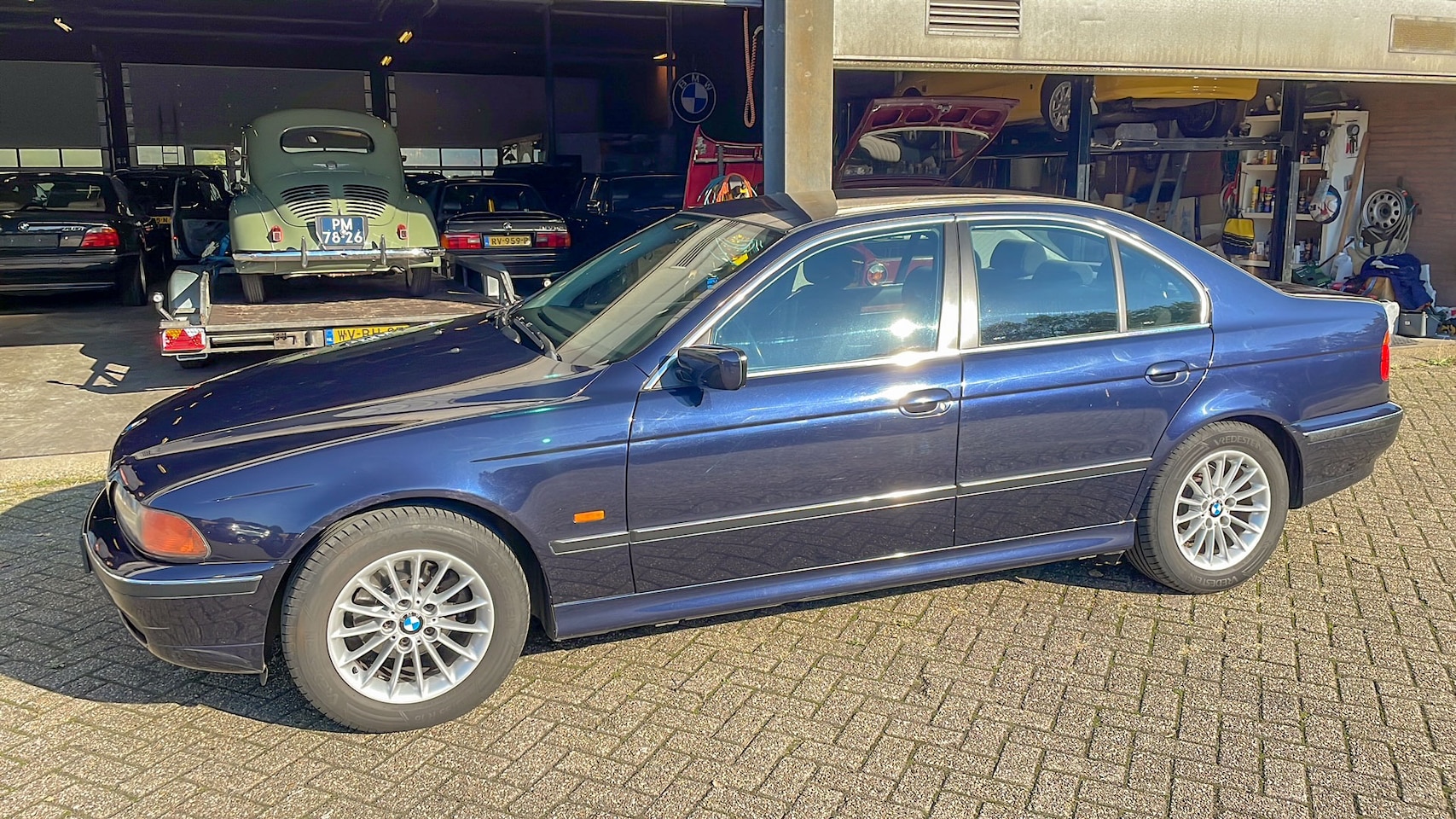 BMW 5-serie - 520i Executive E39 Sedan met onderhoudshistorie! - AutoWereld.nl