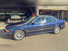 BMW 5-serie - 520i Executive E39 Sedan met onderhoudshistorie!