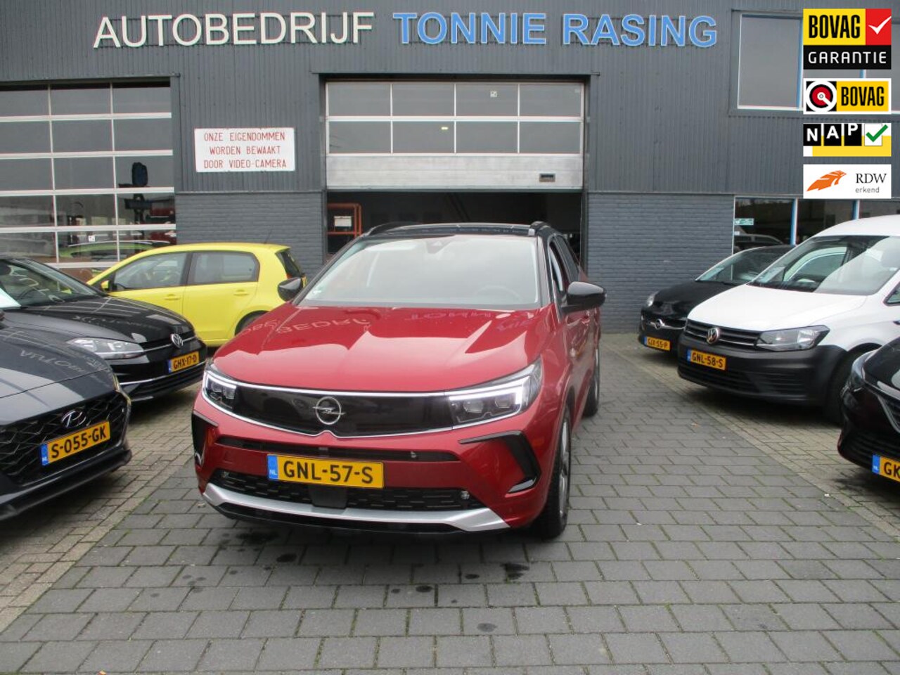 Opel Grandland - 1.2 Turbo Level 2 1.2 Turbo Level 2 - AutoWereld.nl