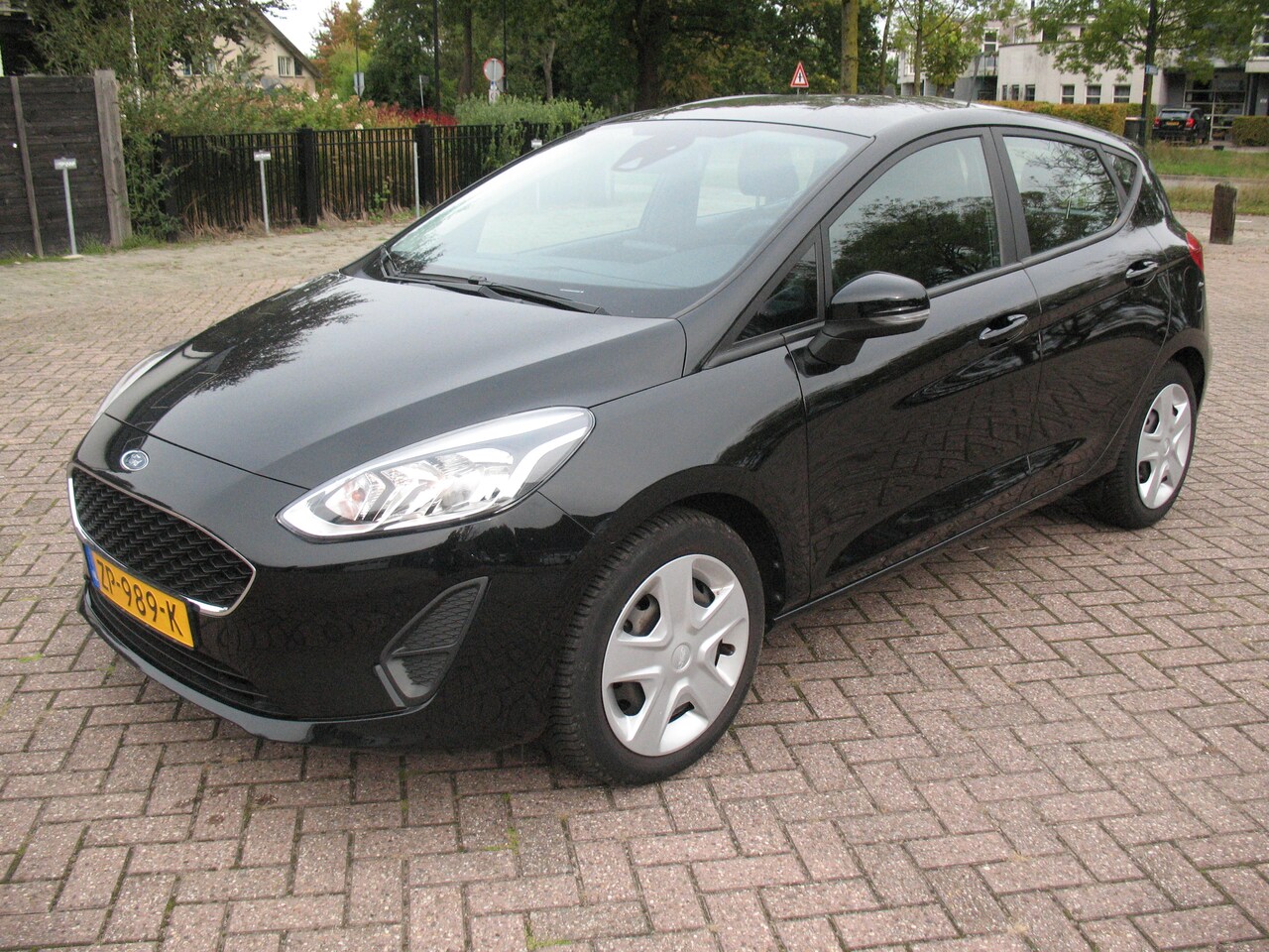 Ford Fiesta - 1.1 Trend 5 Drs - AIRCO - NAVI - Cv. - Stb - Cr. Control. - AutoWereld.nl