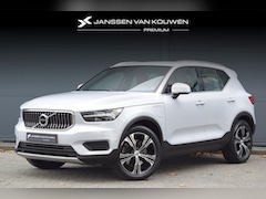 Volvo XC40 - 1.5 T5 Twin Engine Inscription / Stoelverwarming / Leder / LED