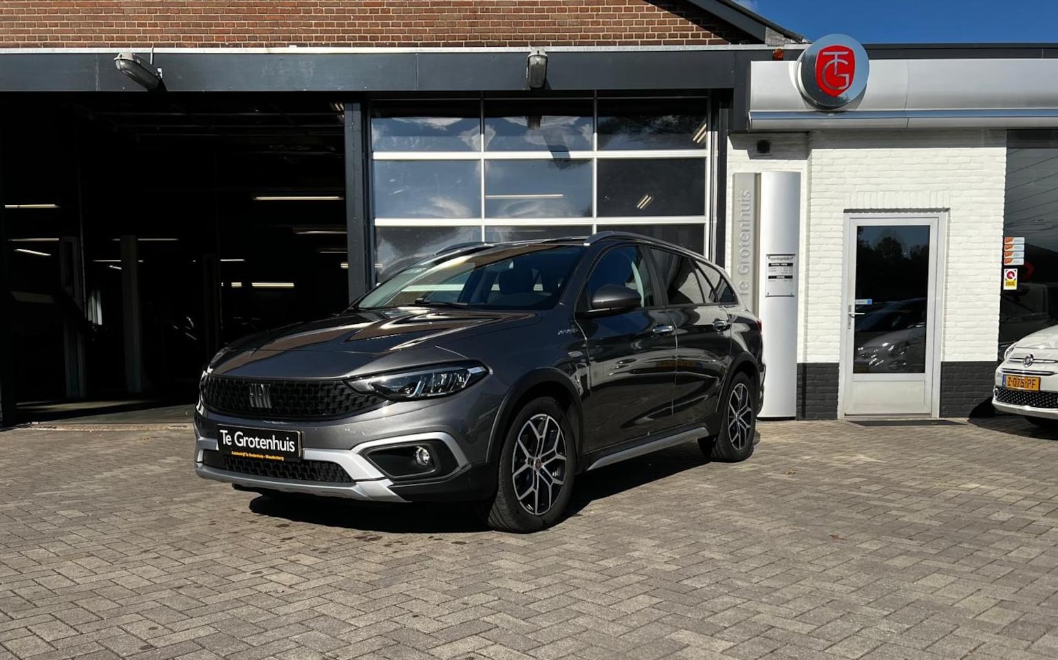 Fiat Tipo Stationwagon - Cross 1.5 Hybrid - AutoWereld.nl