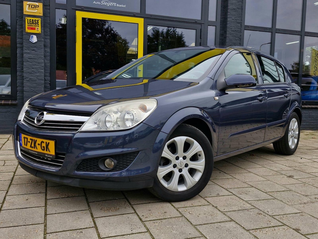 Opel Astra - 1.6 Temptation | Parkeer Sensoren |Navigatiesysteem | Airconditioning - AutoWereld.nl