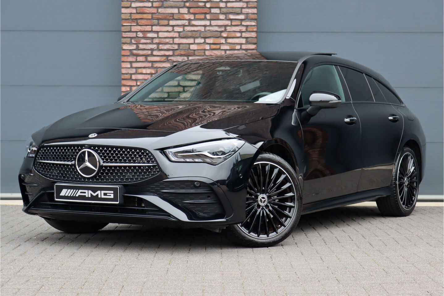 Mercedes-Benz CLA-klasse Shooting Brake - 250 e AMG Line Aut8 | Facelift | Panoramadak | Distronic+ | Memory | Advanced Sound System - AutoWereld.nl