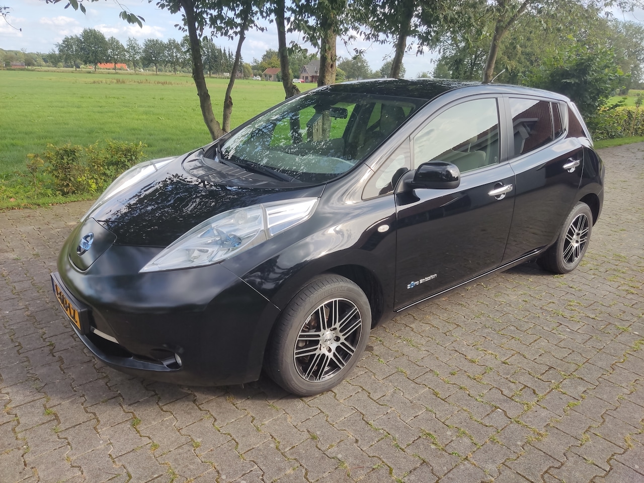 Nissan LEAF - 5-persoons - AutoWereld.nl