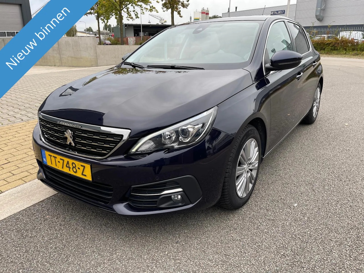 Peugeot 308 - 1.2 PureTech Allure 1.2 PureTech Allure, Automaat, NAP, Camera, panorama dak - AutoWereld.nl