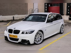 BMW 3-serie Touring - 320i Business Line M Sport Nieuwe Motor