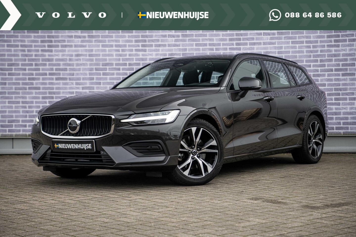 Volvo V60 - 2.0 B3 Essential Edition | Adaptive Cruise Control | BLIS | Stoel- en stuurverwarming | 18 - AutoWereld.nl