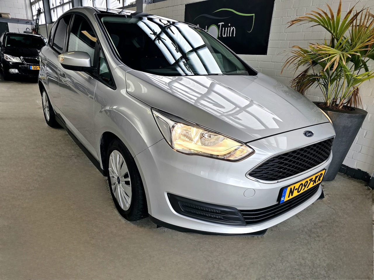 Ford C-Max - 1.0 Ambiente - AutoWereld.nl