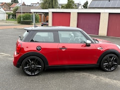 MINI Cooper S - 2.0 Cooper S Chili Serious Business Twin turbo