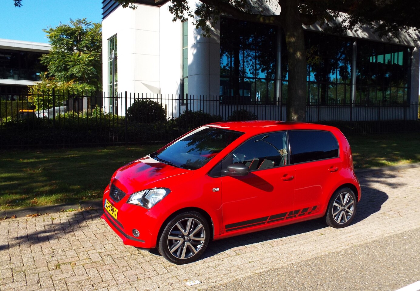 Seat Mii - 1.0 FR Seat Mii FR Line 2019 Nieuwstaat - AutoWereld.nl