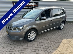 Volkswagen Touran - 1.2 TSI Life BlueMotion | Clima | Cruise control | LM Velgen | Trekhaak | PDC achter | Pri