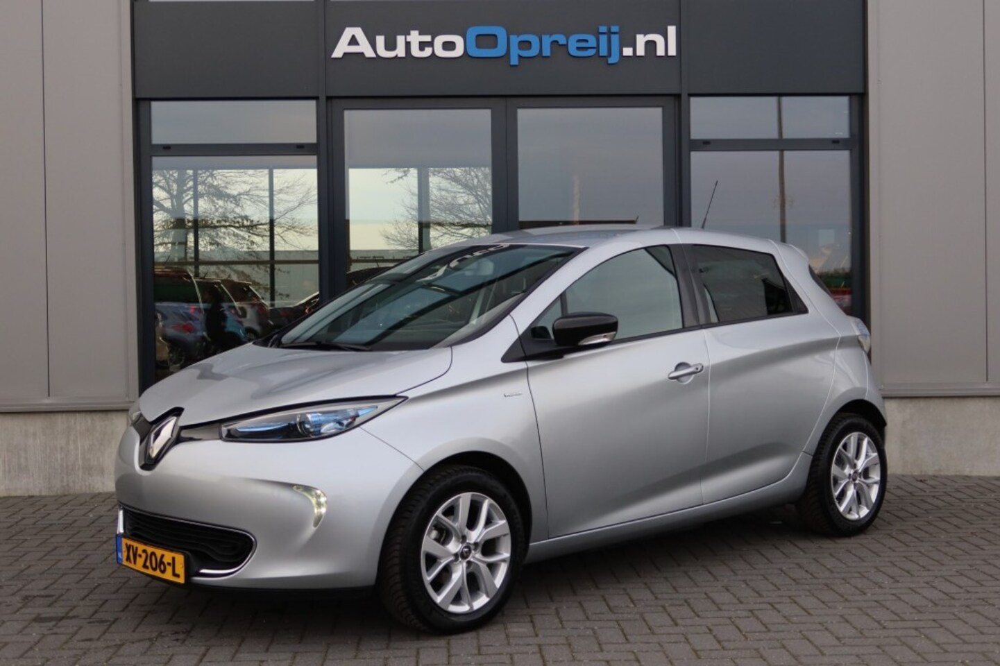 Renault Zoe - ZOE R110 Limited 41 kWh 5drs. Koop accu, NAVI, Cruise, Camera, - AutoWereld.nl