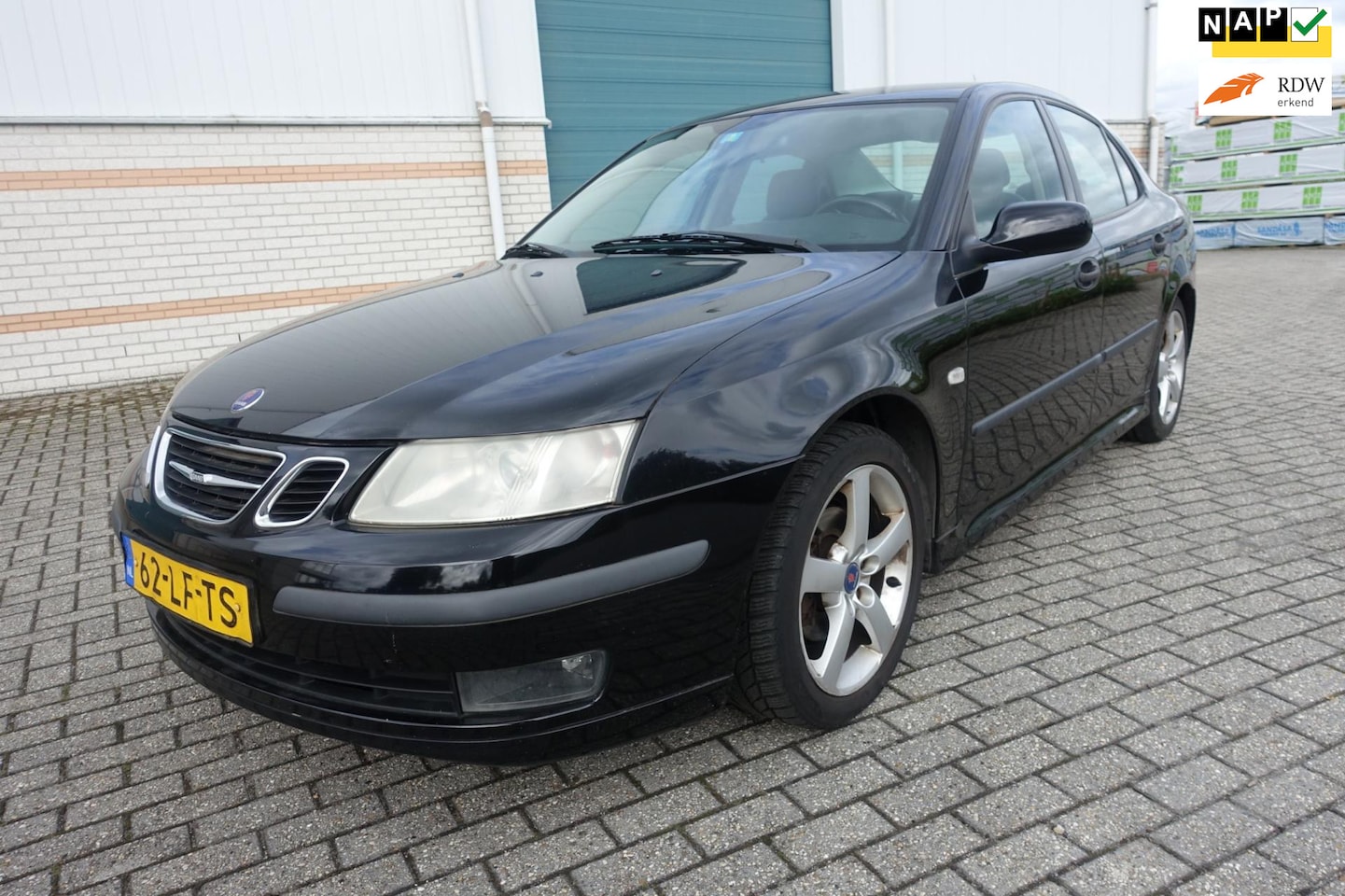 Saab 9-3 Sport Sedan - 1.8t Vector- trekhaak - parksensoren - lm velgen - leer - AutoWereld.nl