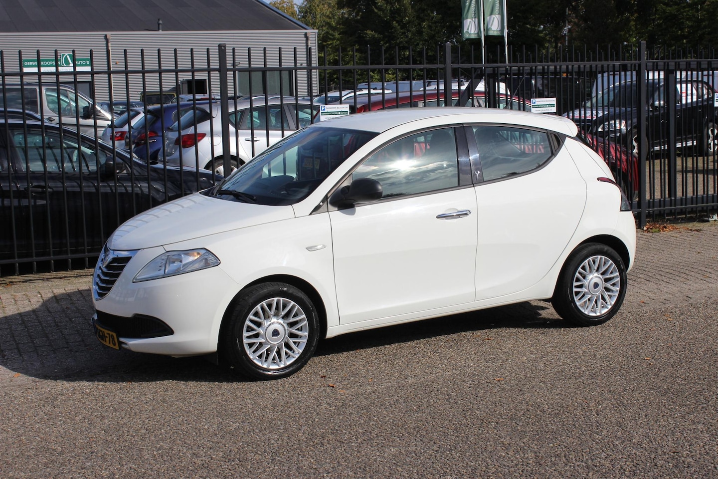 Lancia Y(psilon) - Ypsilon 0.9 TwinAir Silver Plus, Airco! - AutoWereld.nl