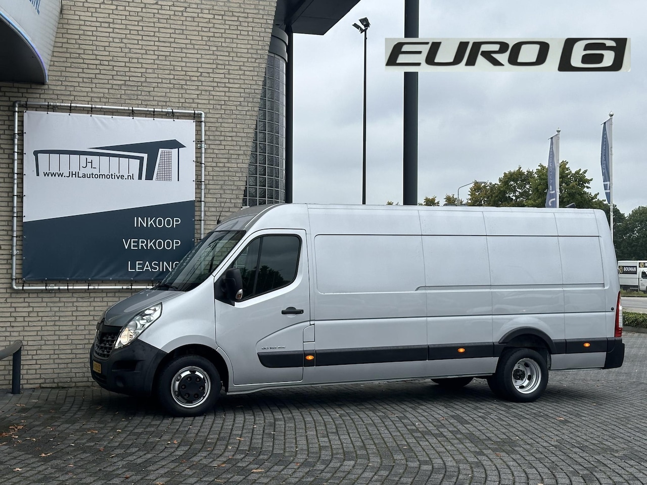 Renault Master - T35 2.3 dCi L4H2 DL*CRUISE*A/C*NAVI*3P* - AutoWereld.nl