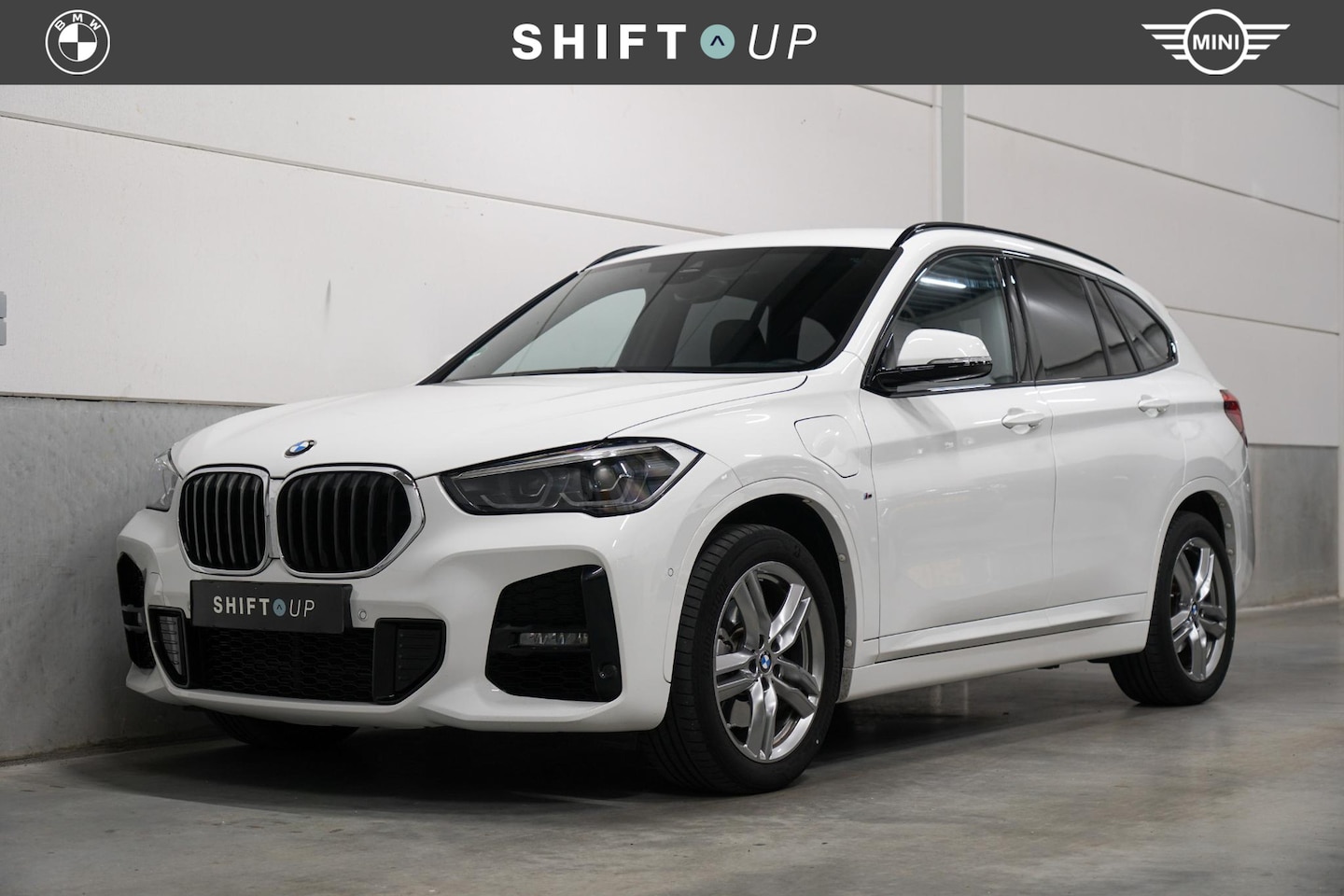 BMW X1 - xDrive25e M-Sport | Stoelverwarming | Trekhaak - AutoWereld.nl