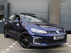 Volkswagen Golf - 1.4 TSI PHEV GTE Pano | Digitaal Display | 19' Estoril | Volledig LED | Carplay | Elektris