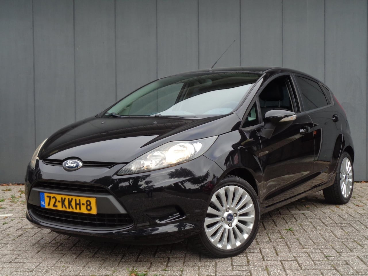 Ford Fiesta - 1.25i 16V Trend Zeer Mooie Luxe 5 drs.Fiesta Onderhoudsboekje,2Eigenaren Gehad. - AutoWereld.nl