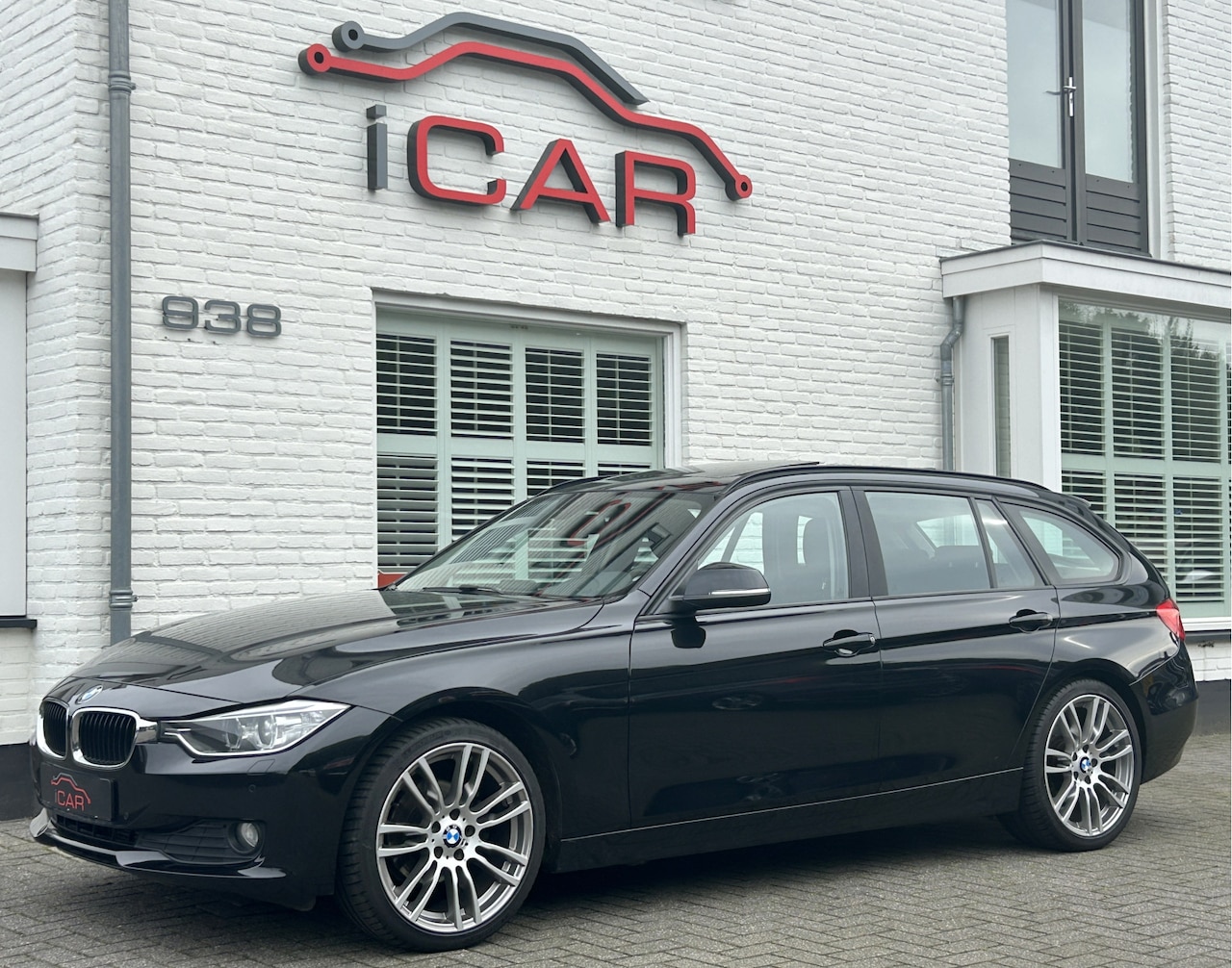 BMW 3-serie Touring - 316i Shadow Line M sport 19 inch-Pano-Xenon-LED - AutoWereld.nl