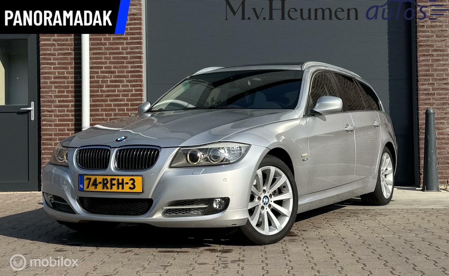 BMW 3-serie Touring - 325xi LCI High Executive Panoramadak Keyless Trekhaak - AutoWereld.nl