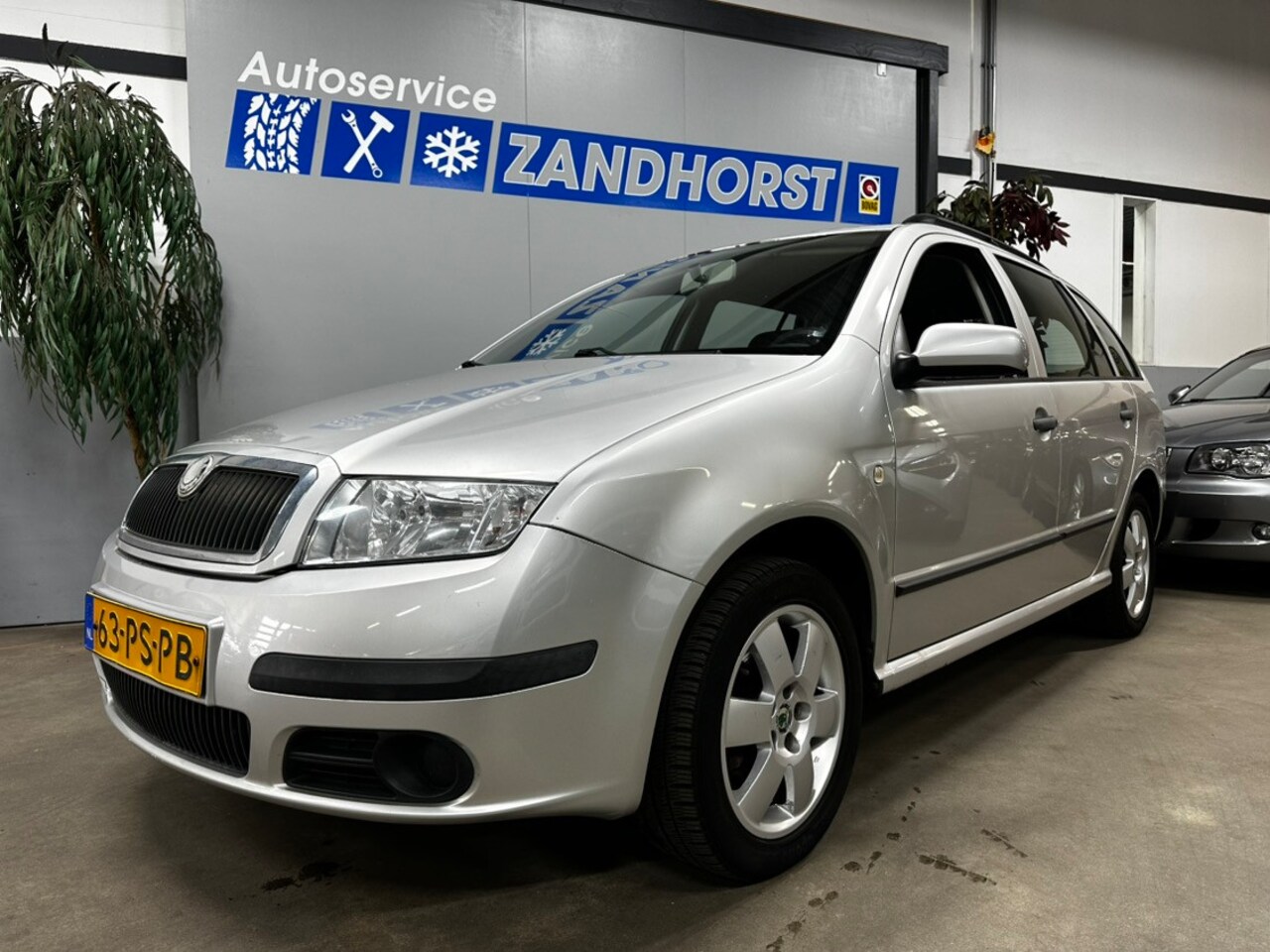 Skoda Fabia Combi - 1.4-16V Ambiente 1.4-16V Ambiente - AutoWereld.nl