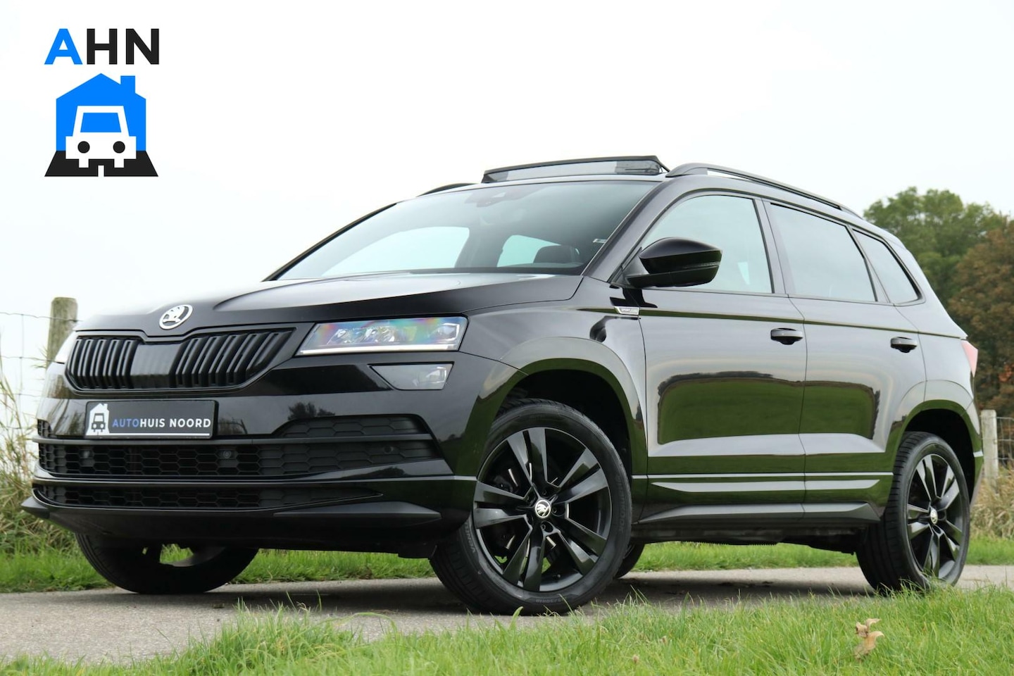 Skoda Karoq - 1.5 TSI / 150 PK/ DSG / Sportline / Black Edition / Panorama / Virtual Cockpit / Camera / - AutoWereld.nl