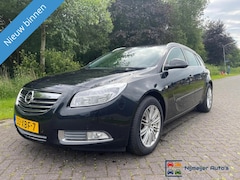 Opel Insignia Sports Tourer - 1.4 Turbo EcoFLEX Cosmo/. 4 nieuwe banden en accu