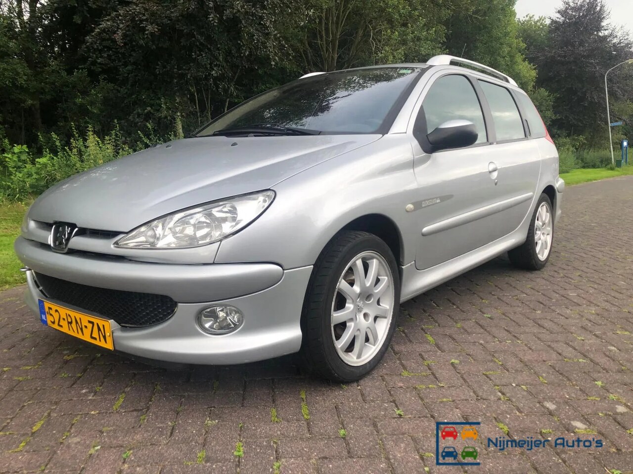 Peugeot 206 SW - 206; 1.6 16V quick zilver. Wordt geleverd met nieuwe apk. - AutoWereld.nl