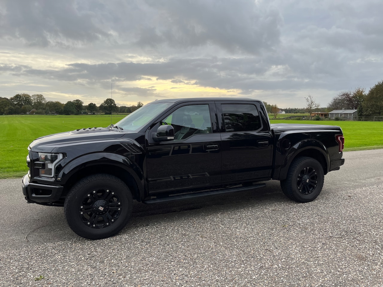 Ford F150 - 3.5 V6 Ecoboost SuperCrew Raptor - AutoWereld.nl