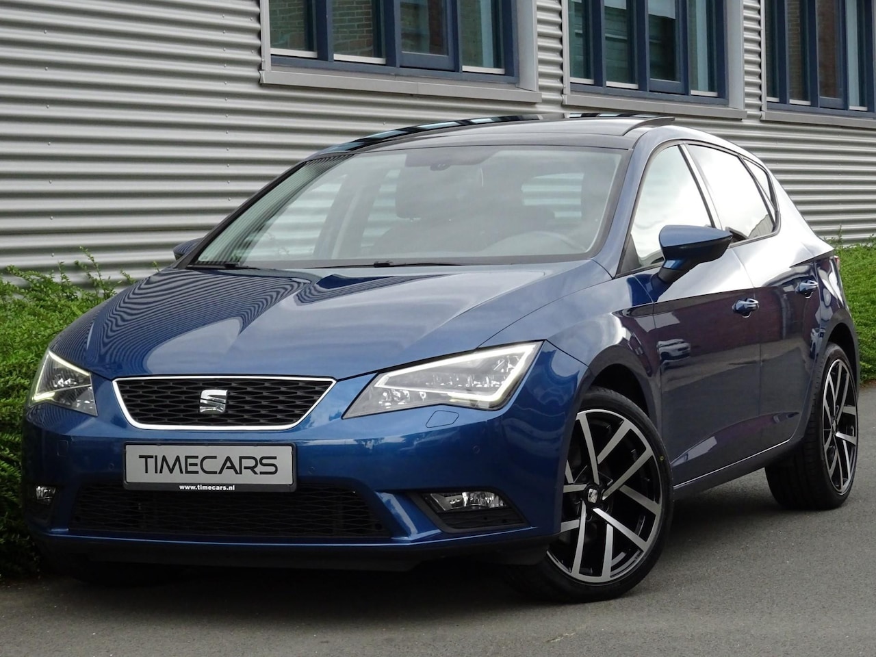 Seat Leon - 1.2 TSI 105PK Style Panoramadak LED Leder Voloptie - AutoWereld.nl