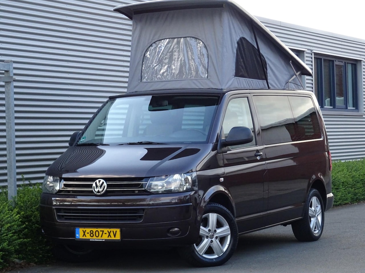 Volkswagen Multivan - T5 GP 2.0 TDI Camper 7-Pers Slaaphefdak - AutoWereld.nl